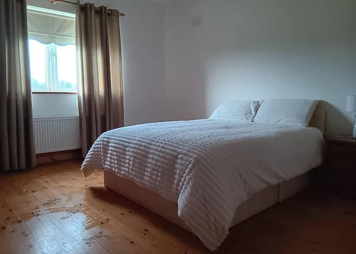 1 Williamstown, Ireland Crumlin (Mayo)