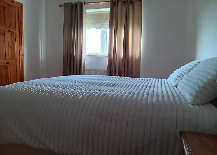 1 Williamstown, Ireland Crumlin (Mayo)